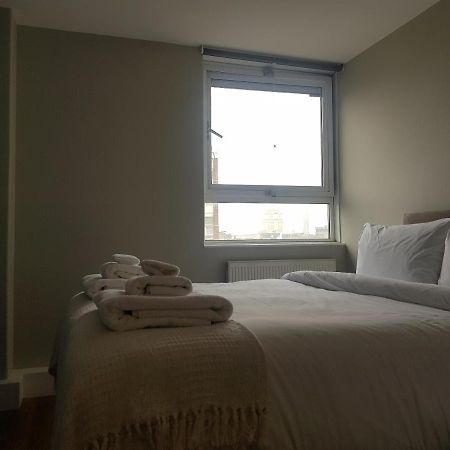 Beautiful 3-Bedroom Flat With Stunning Views Londres Extérieur photo