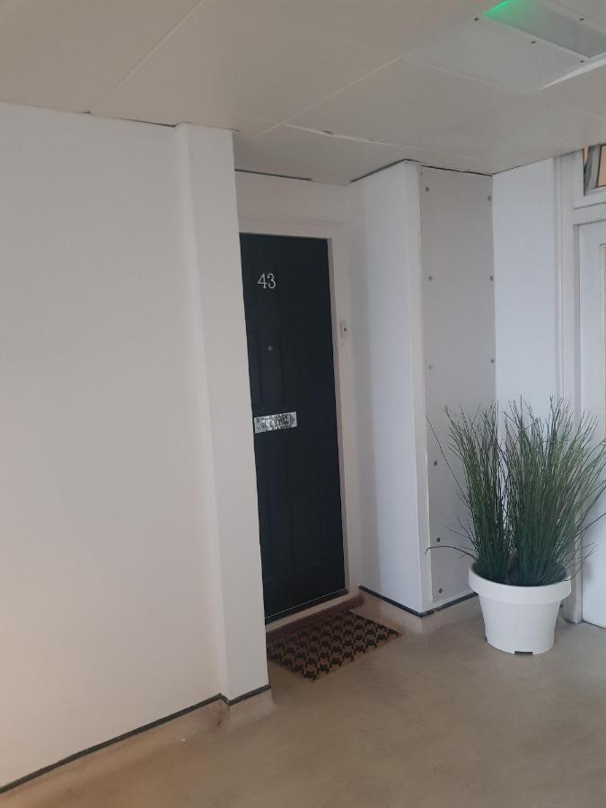 Beautiful 3-Bedroom Flat With Stunning Views Londres Extérieur photo