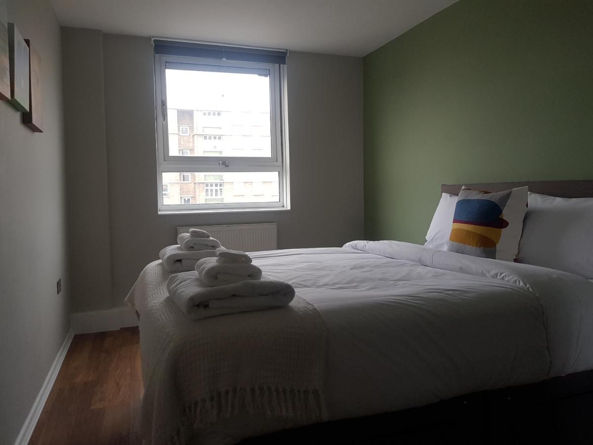 Beautiful 3-Bedroom Flat With Stunning Views Londres Extérieur photo