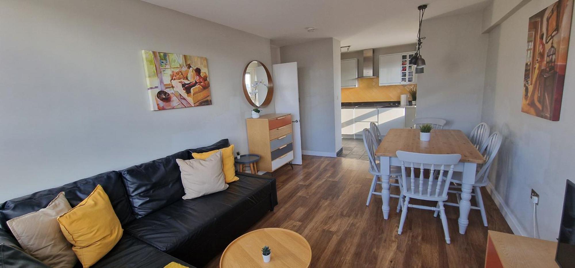 Beautiful 3-Bedroom Flat With Stunning Views Londres Extérieur photo